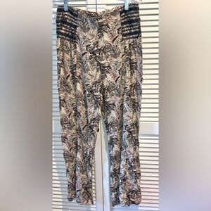 Rewash Gaucho pants floral design black grey and pink Size Large